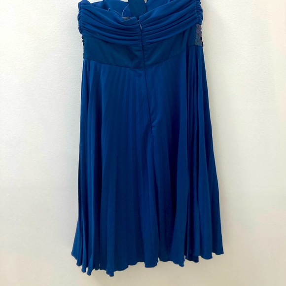 BCBG max and Cleo blue halter dress size 4 - Picture 4 of 6
